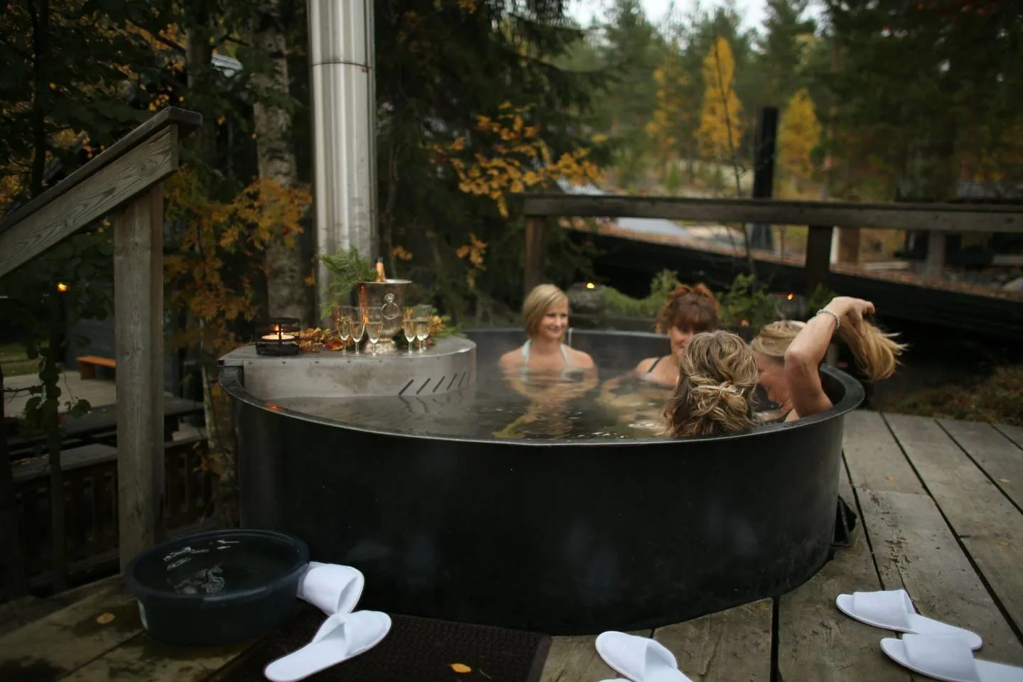Jarvisydan sauna world hot tub